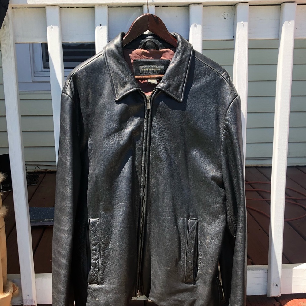 BLACK BANANA REPUBLIC COAT!